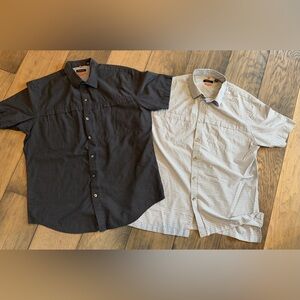 2 Sz Large Van Heusen Traveler Men's Dress Short Sleeve Shirt - Gray & Black
